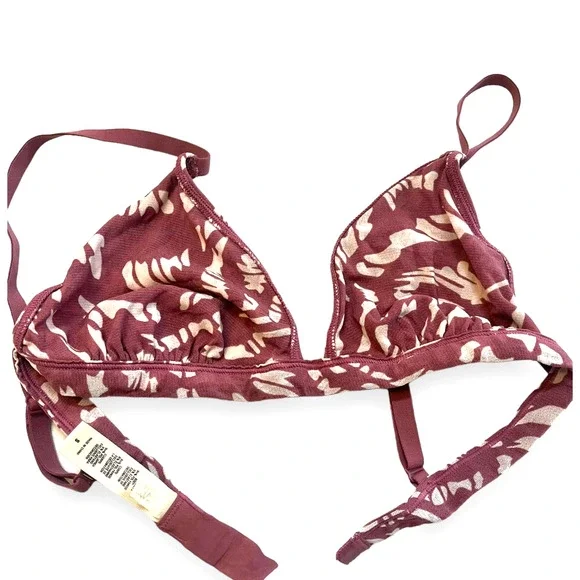 SKIMS By Kim Kardashian- FITS EVERYBODY Triangle BRALETTE | S, Raspberry Purple - Picture 3 of 9